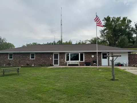 6657 E 78th St S, Newton, IA 50208