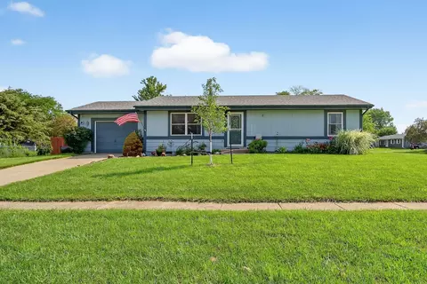 1010 Grant Ct SE, Bondurant, IA 50035