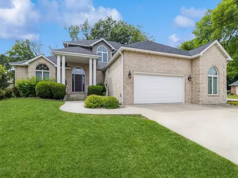 3144 Sycamore Rd, Ames, IA 50014
