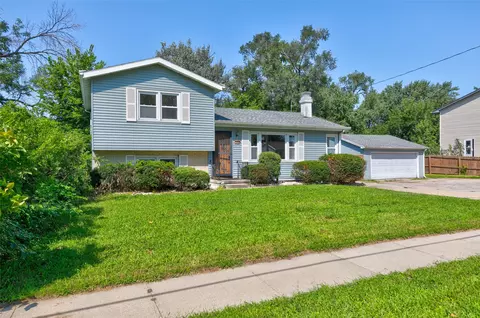 1432 Mccormick St, Des Moines, IA 50316