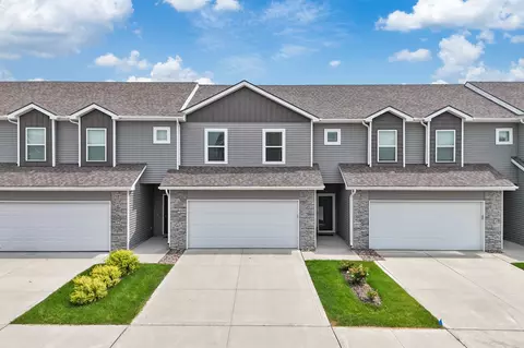 225 NE Glendale Ln, Ankeny, IA 50021