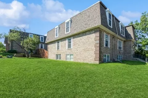 1120 E 6th St #8, Des Moines, IA 50316