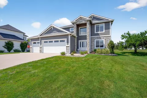1150 Cardinal Dr, Polk City, IA 50226