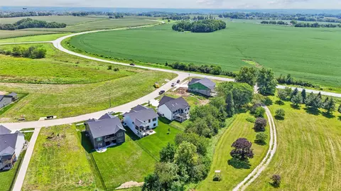 1703 Silver Maple Dr, Norwalk, IA 50211