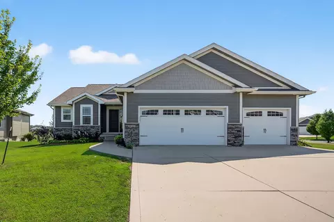 2027 NW 24th St, Ankeny, IA 50023