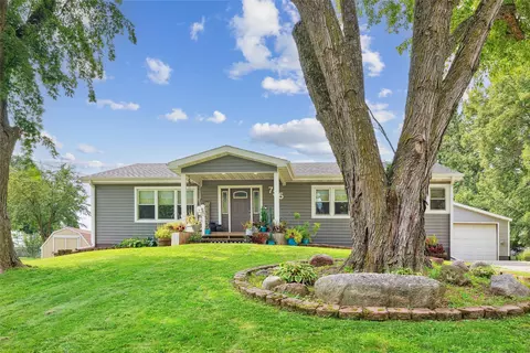 735 Clark St, Colfax, IA 50054