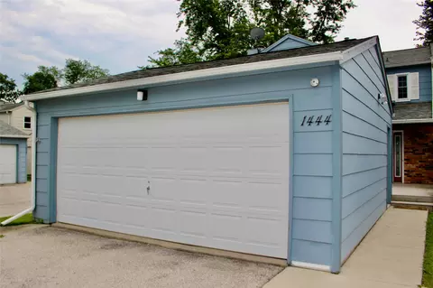 1444 Breckinridge Ct, Ames, IA 50010