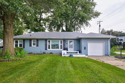 3944 42nd St, Des Moines, IA 50310