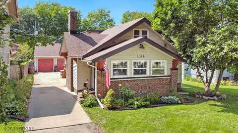 1314 44th St, Des Moines, IA 50311