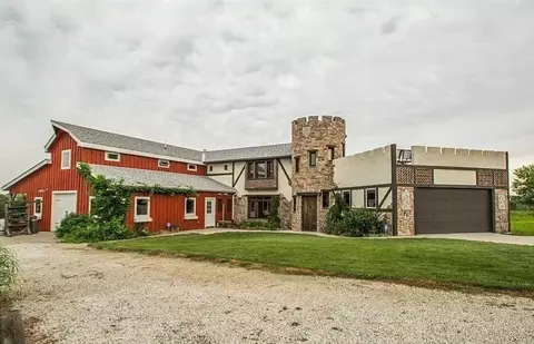 7282 155th Ave, Indianola, IA 50125