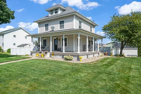101 W 5th St, Huxley, IA 50124