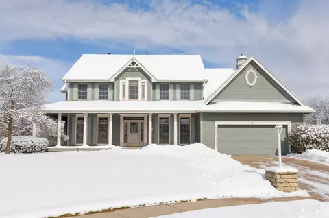 718 NE Brook Haven Dr, Ankeny, IA 50021