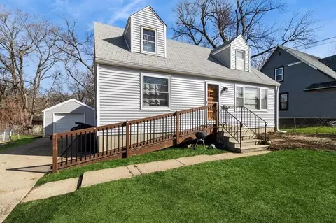 807 Virginia Ave, Des Moines, IA 50315