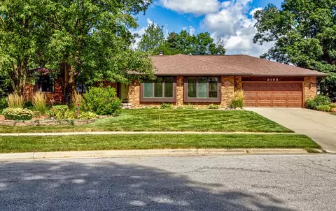 2133 Polk Dr, Ames, IA 50010