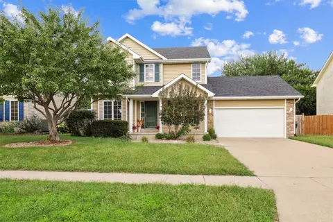 595 SE Cardinal Ln, Waukee, IA 50263