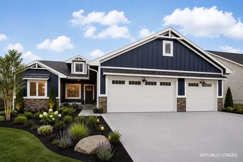 2340 Green Leaf Cir, Norwalk, IA 50211