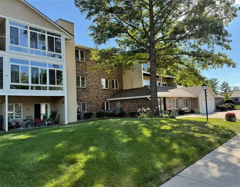 411 SE Delaware Ave #304, Ankeny, IA 50021