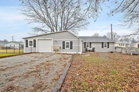 413 3rd Street Pl, Knoxville, IA 50138