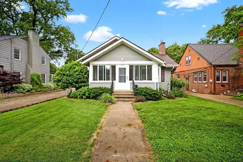 4225 Sheridan Ave, Des Moines, IA 50310