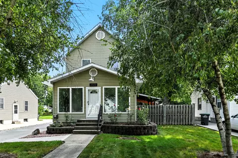 2503 51st St, Des Moines, IA 50310