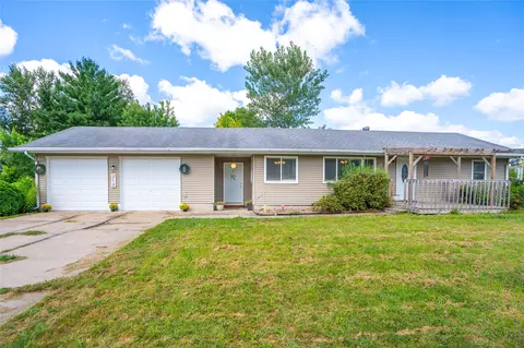213 Main St, Reasnor, IA 50232