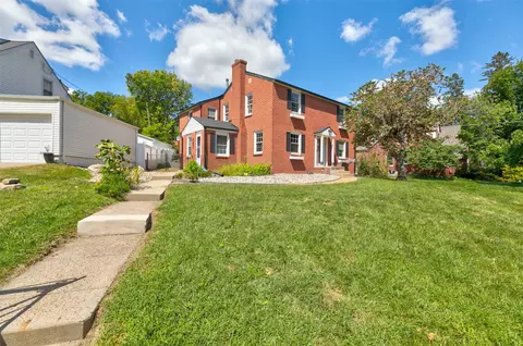 4303 Crocker St, Des Moines, IA 50312