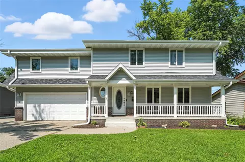 302 NW Sharmin Dr, Ankeny, IA 50023