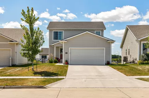 1924 17th St SE, Altoona, IA 50009