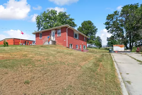 265 Burlington Ave, Martensdale, IA 50160