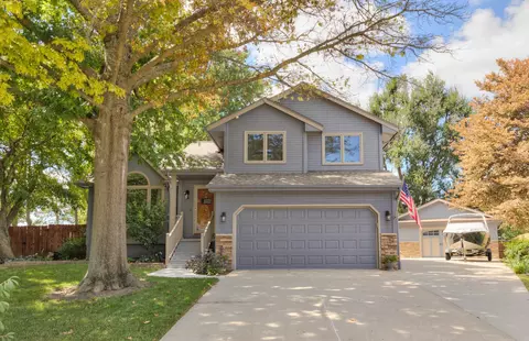 3904 98th St, Urbandale, IA 50322