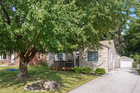 4143 11th St, Des Moines, IA 50313