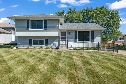 2307 Trails End End SW, Altoona, IA 50009