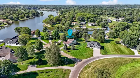 4403 Pondora Pt, Panora, IA 50216