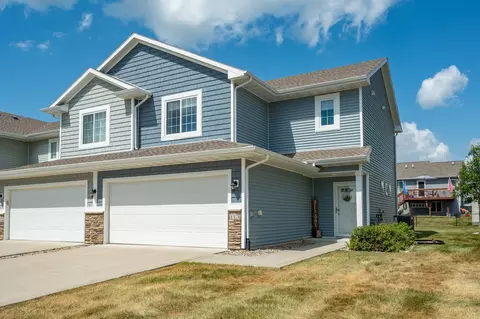 113 Sycamore Ln, Norwalk, IA 50211
