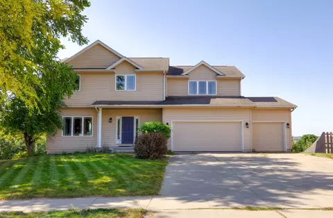 5060 Baty Ct, West Des Moines, IA 50265