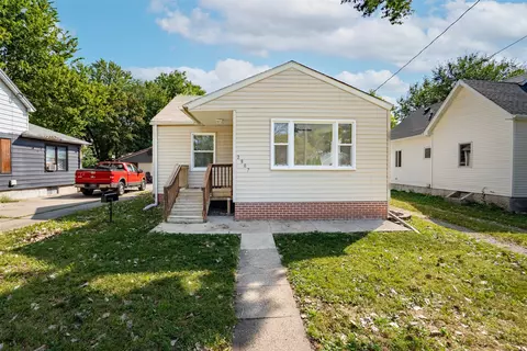2807 1st St, Des Moines, IA 50313