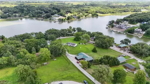 8136 Linden St, Dexter, IA 50070