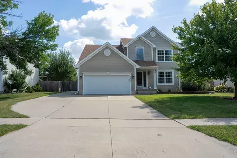 1211 10th Ave SE, Altoona, IA 50009