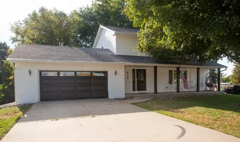 410 S East Ave, Baxter, IA 50028