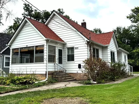 3125 SW 13th Pl, Des Moines, IA 50315