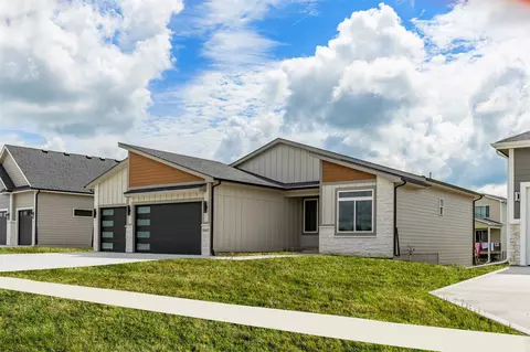 3417 NE 12th St, Ankeny, IA 50021