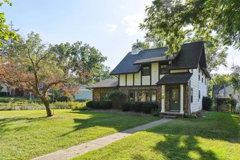 702 Polk Blvd, Des Moines, IA 50312