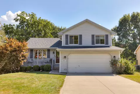 2505 SE 17th St, Des Moines, IA 50320