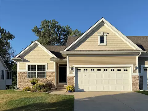 4010 NE Trilein Dr, Ankeny, IA 50021