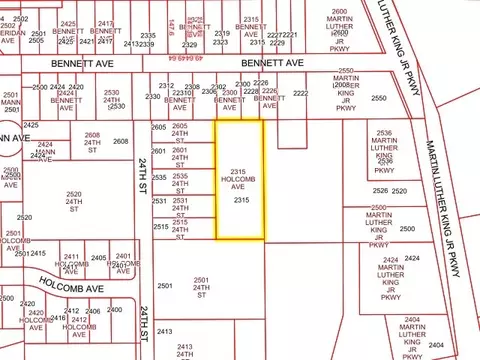 2315 Holcomb Ave, Des Moines, IA 50310