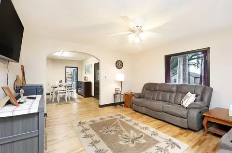 200 Main St, Bayard, IA 50029