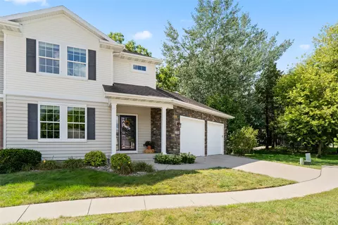 2706 Hampton St, Ames, IA 50010