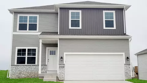 801 Fireside Dr NW, Bondurant, IA 50035