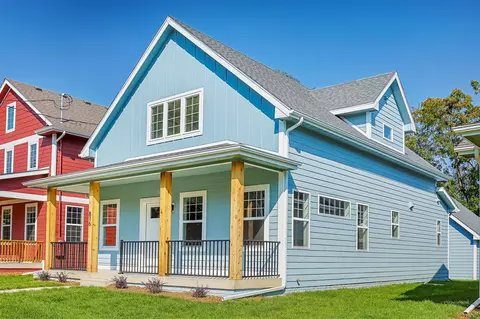816 Edison Ave, Des Moines, IA 50315