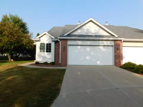 5925 Ep True Pkwy #25, West Des Moines, IA 50266
